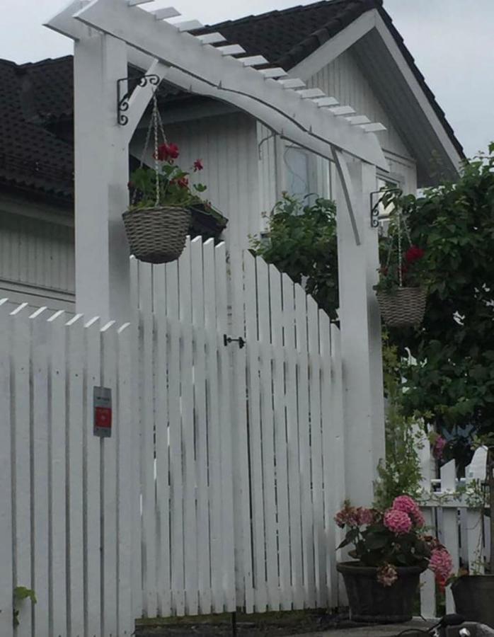 The Gingerbread House Apartment Lillehammer Exterior foto